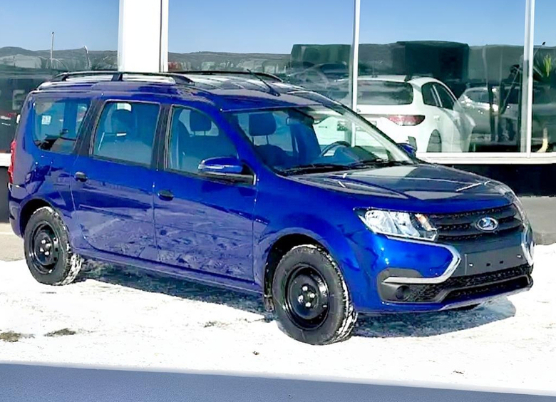 Изображение Новые версии LADA Largus появились в продаже у российских дилеров