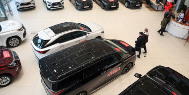 Доля новых автомобилей, купленных в кредит, выросла в России до 46%