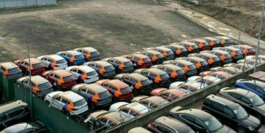 В «дробилку»: дилеры нашли применение чудовищному стоку китайских автомобилей