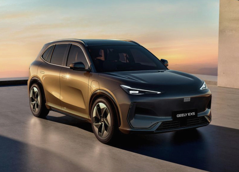 Изображение Электрический кроссовер Geely EX5 появился в шоу-румах дилеров