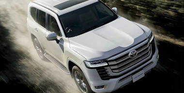Внедорожник Toyota Land Cruiser 300 впервые обновился