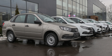 Подержанные автомобили LADA возглавили рейтинг самых продаваемых в Москве