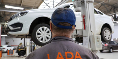 АВТОВАЗ подвел итоги продаж автомобилей LADA в первом квартале 2025 года