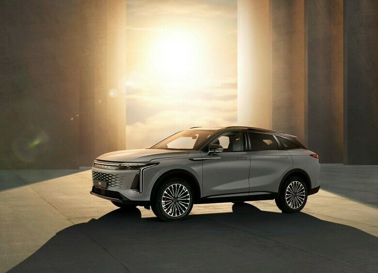 В России продали 100 000 машин китайского бренда Exeed