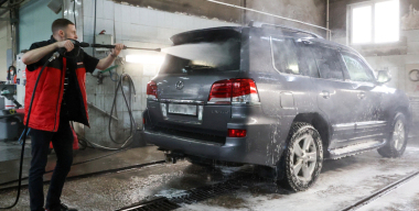 Эксперт Евтеев напомнил, что нужно обязательно помыть и почистить в авто весной