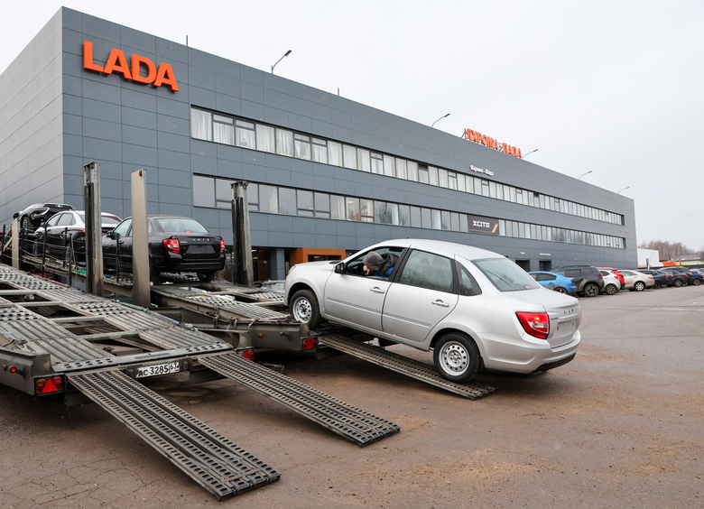 Изображение Седан LADA Granta снова стал бестселлером российского авторынка