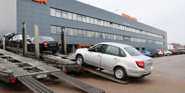 Седан LADA Granta снова стал бестселлером российского авторынка