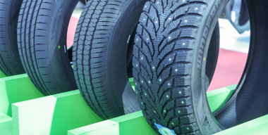Эксперт назвал водителям летние шины, на которые не нужно тратить деньги