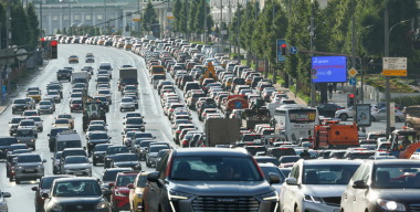 Москвичам рассказали, как подготовиться к пробкам в майские праздники