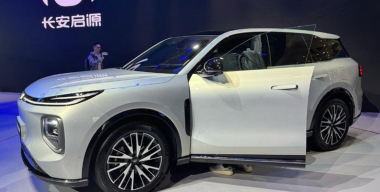 Changan Nevo Q07, представленный на Шанхайском автосалоне, приедет в Россию