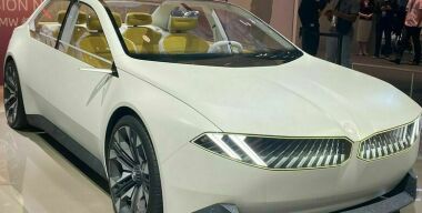 BMW поразила в Шанхае концептуальным седаном Vision Driving Experience