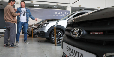 АВТОВАЗ планирует продать за рубежом более 30 тыс. машин до конца 2025 года