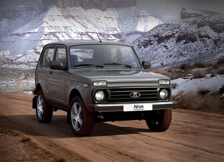 Изображение АВТОВАЗ временно остановил выпуск LADA Niva