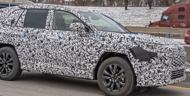 Toyota раскрыла новые подробности о кроссовере RAV4 следующего поколения