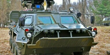 «Коней» — на шашлык: российский дрон сжег украинский БТР «Буцефал» под Сумами