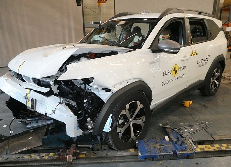 Изображение Опубликовано фото последствий краш-теста несостоявшейся «Нивы»