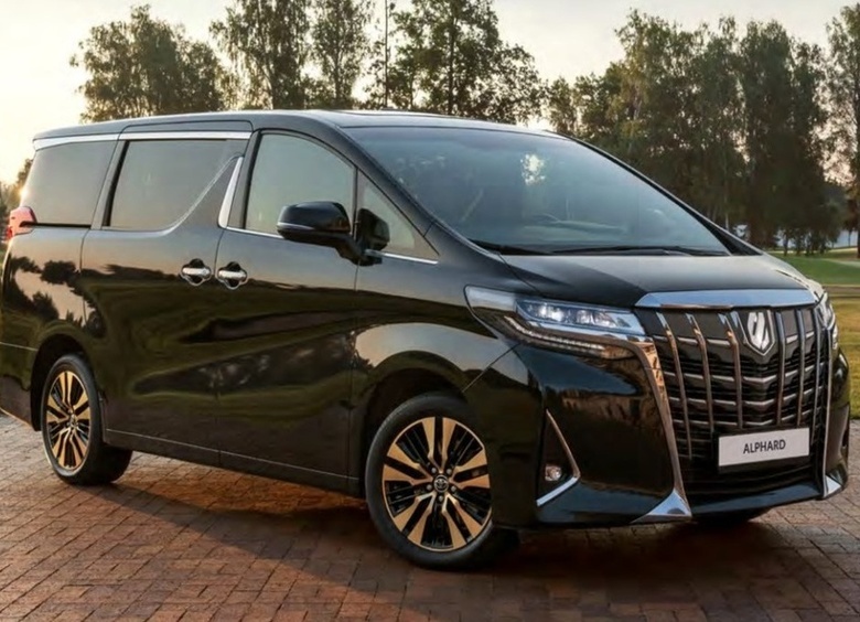В России отзывают почти 200 минивэнов Toyota Alphard