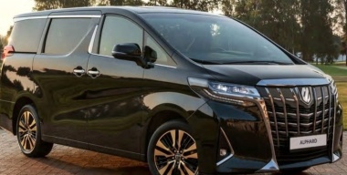 В России отзывают почти 200 минивэнов Toyota Alphard