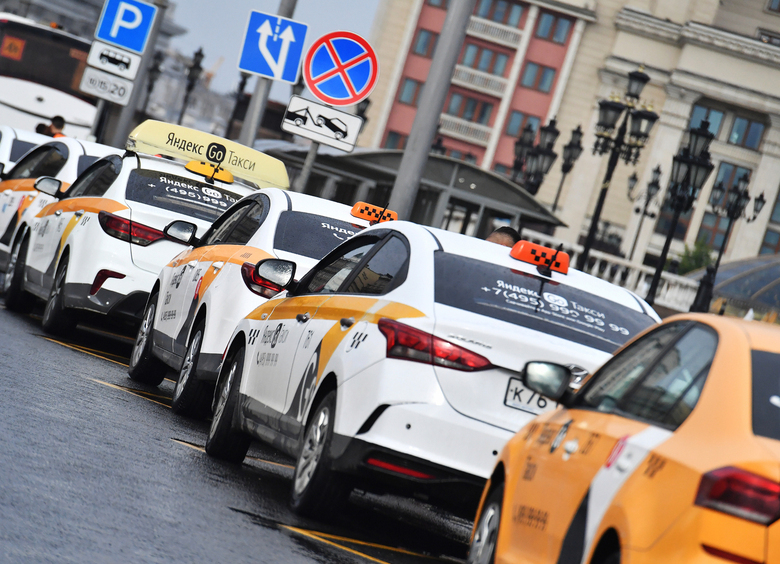Изображение Минпромторг утвердит список автомобилей для работы в такси