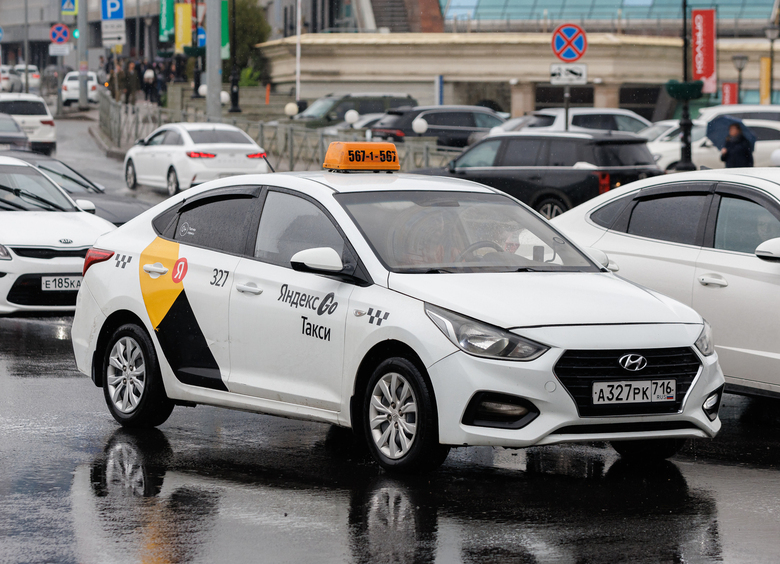 Изображение Московских таксистов начнут штрафовать за незнание города