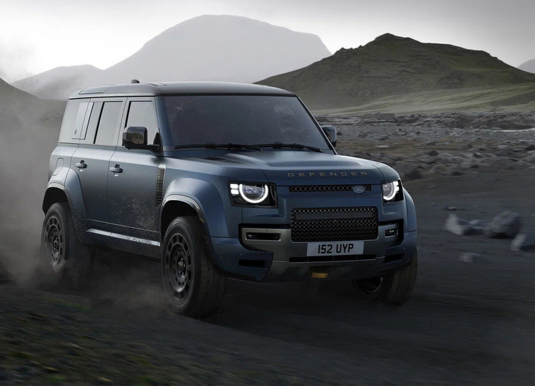 Изображение Land Rover презентовала обновленный Defender