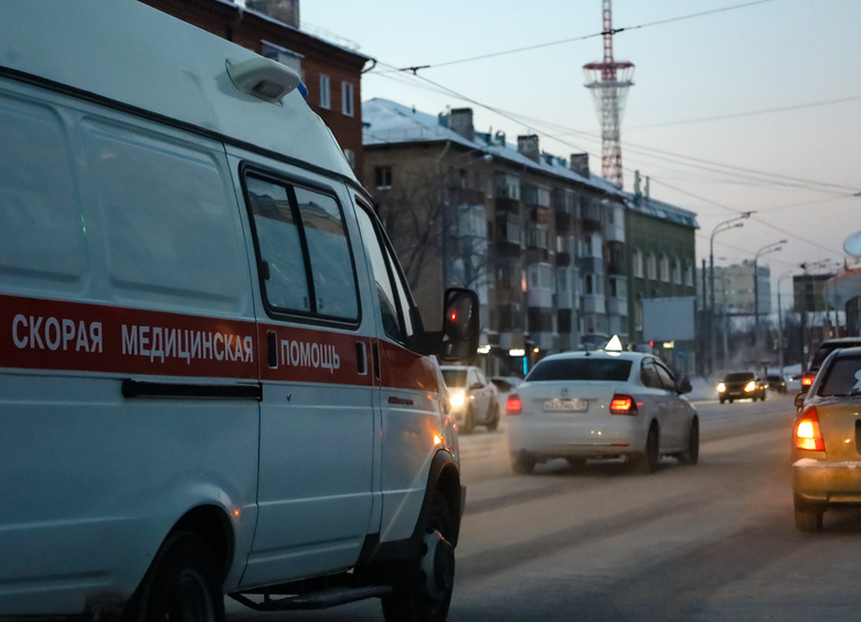 Российских водителей заставят перестраиваться, пропуская спецтранспорт
