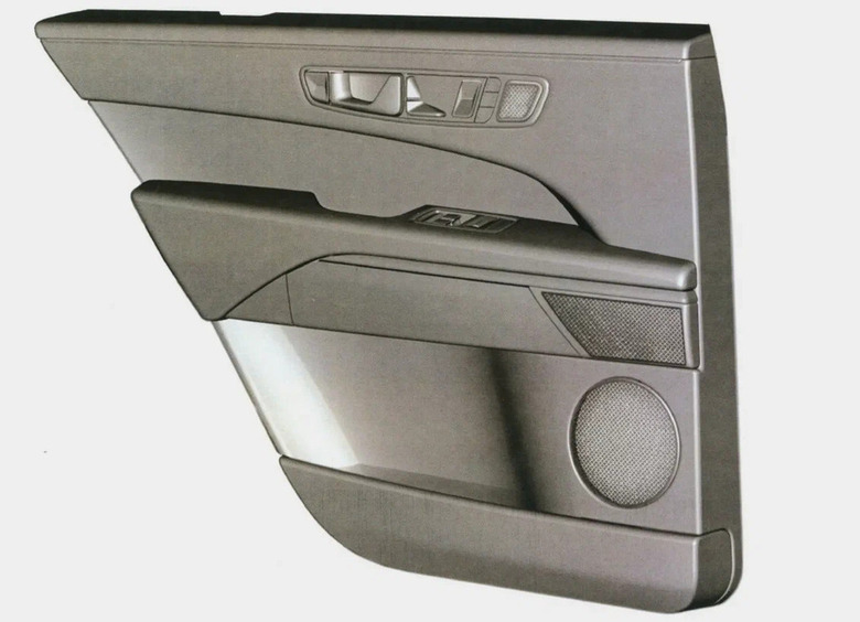 Изображение Для обновленного седана Aurus Senat запатентовали дверную карту