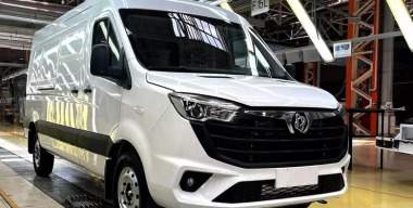 В России запустили производство фургонов Sollers SF5 с российским «автоматом»