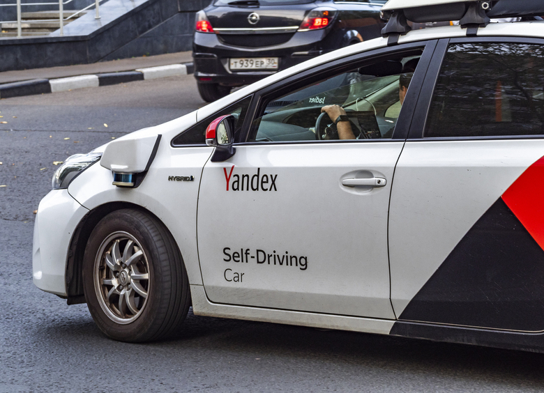 Изображение Запуск первых беспилотных такси в России ожидается в 2027 году