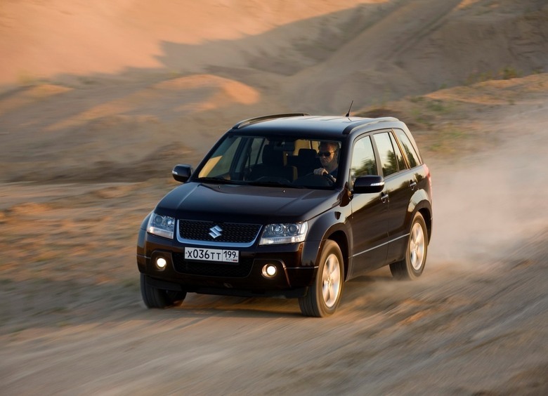 Изображение Хорошо известный в России Suzuki Grand Vitara отмечает 20-летний юбилей