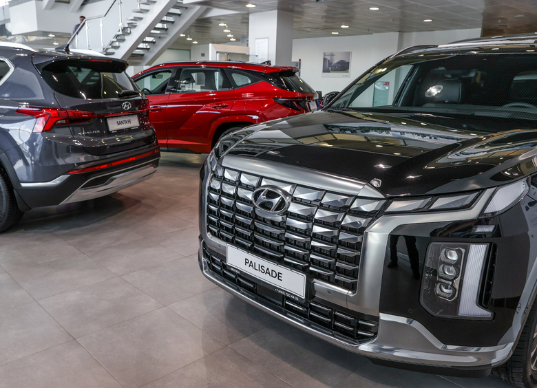 Изображение Импорт легковых автомобилей из Казахстана в Россию резко сократился