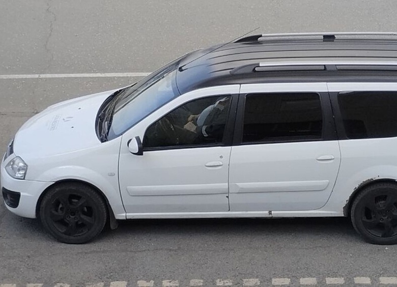 Изображение Уникальный «президентский» LADA Largus VIP засветился в Сети