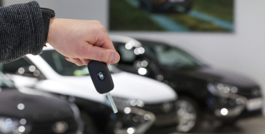 Траты россиян на новые автомобили в мае сократились на 22%