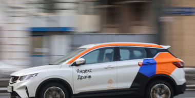 Россияне стали почти на 20% реже попадать в ДТП на каршеринговых авто