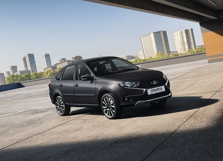Лифтбэк LADA Granta получил новую версию Active Cross