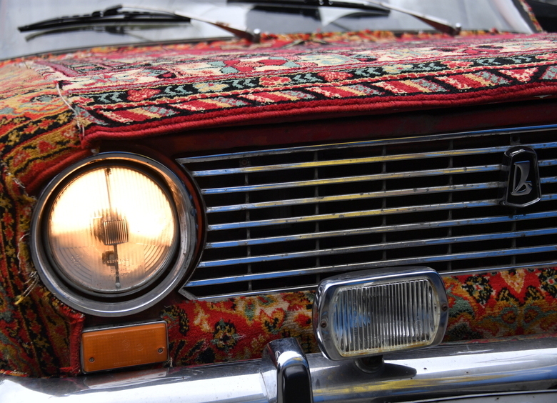 Изображение Коврожрец: в России набирает популярность новый тренд убранства салона авто