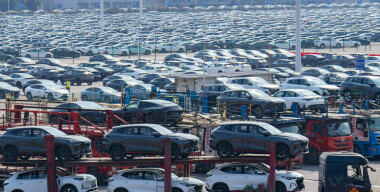 За июнь продажи новых легковушек в России могли упасть на 25%