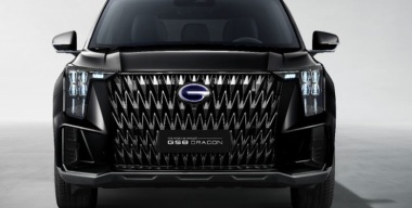 Продажи кроссовера-гибрида GAC GS8 Dragon стартовали в России