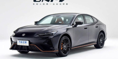 Официально дебютировала новая генерация лифтбэка Changan Uni-V