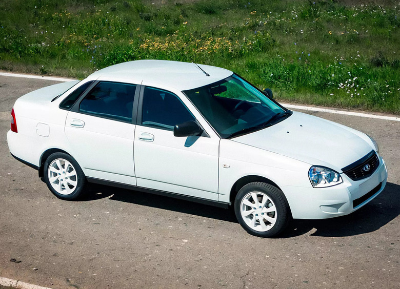 Изображение Объявление о продаже 10-летней «Приоры» признали самым популярным в июне