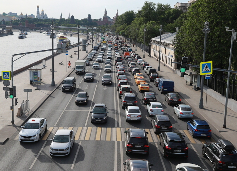 Изображение Срок владения автомобилем, который покупали новым, вырос в России до 7,5 года