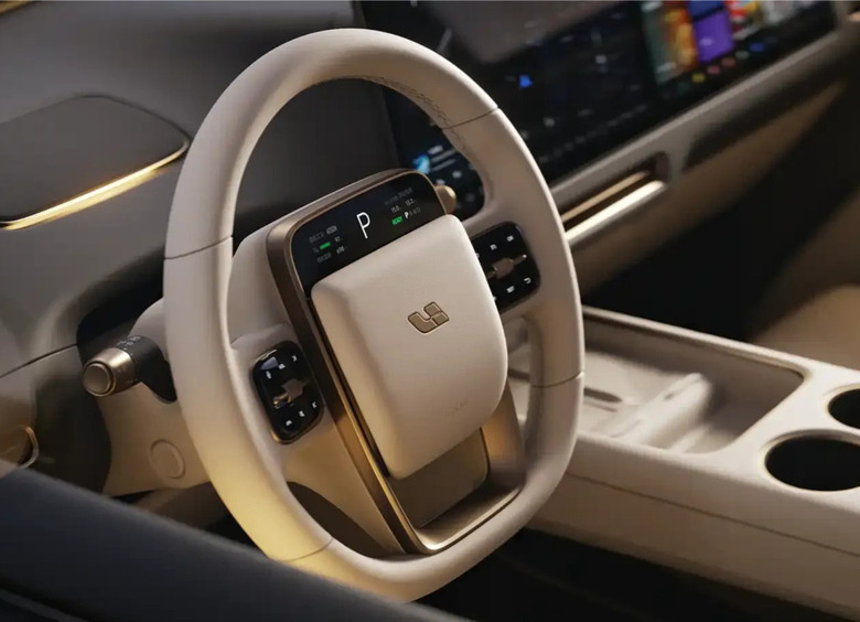 Изображение Li Auto официально раскрыла оформление салона кроссовера i8