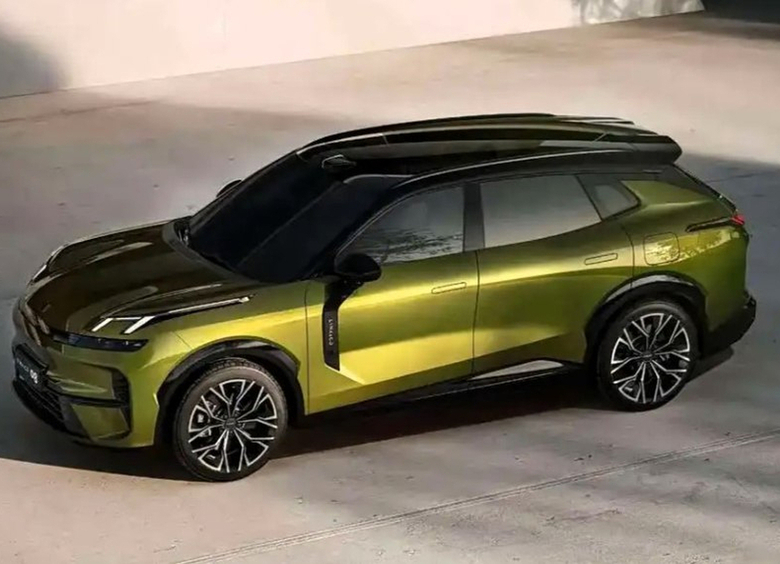 Изображение Lynk & Co поделилась официальным фото обновленного кроссовера 08 EM-P