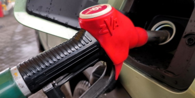 Эксперт объяснил, можно ли с помощью «спортивного» бензина повысить мощность ДВС