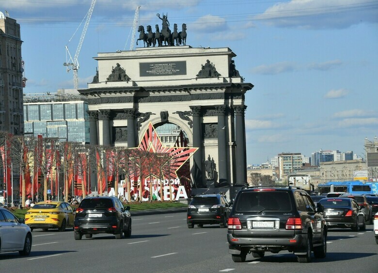 Изображение Названы магистрали в Москве, где чаще всего штрафуют за остановку в неположенном месте