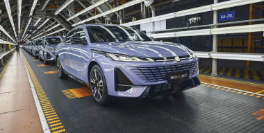 Обновленный Changan Lamore встал на конвейер завода в Чунцине