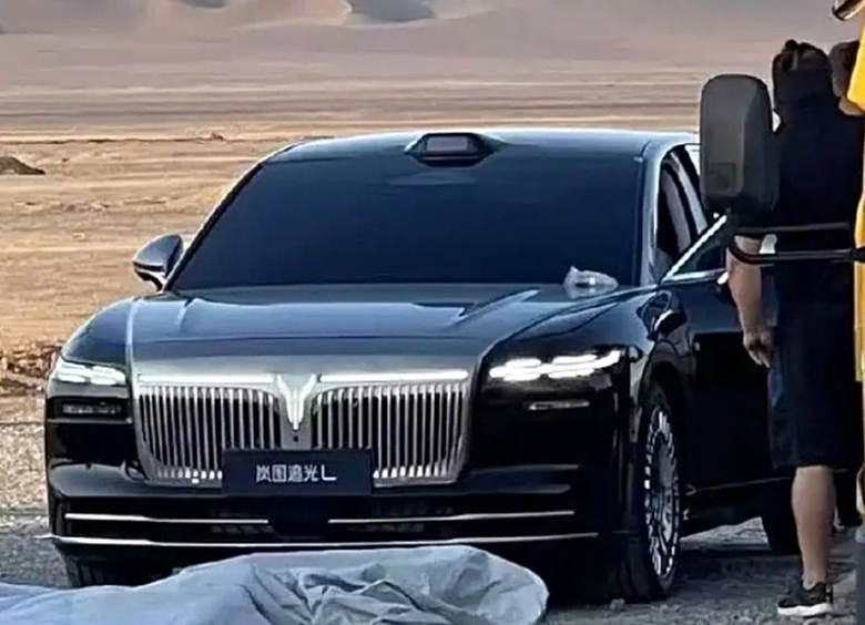 Изображение Новый флагманский Voyah Passion L выследили в Китае