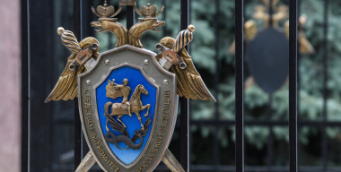 В Новосибирске водитель грузовика попытался сбить людей дважды