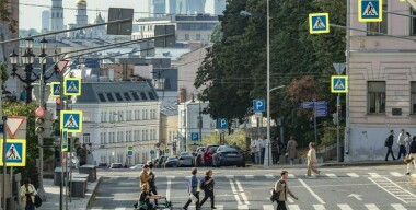 В России введут обязательные ГОСТы для пешеходных переходов и обочин