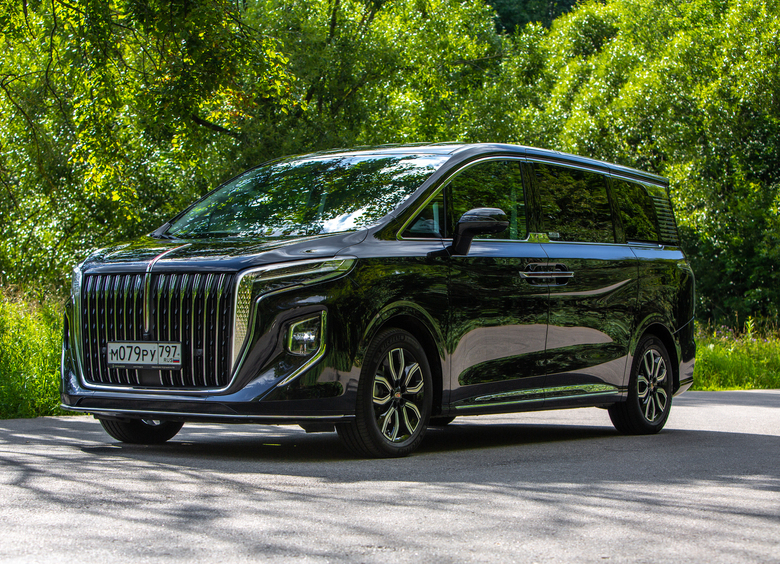 Изображение Нескромное обаяние богатства: тест-драйв минивэна Hongqi HQ9